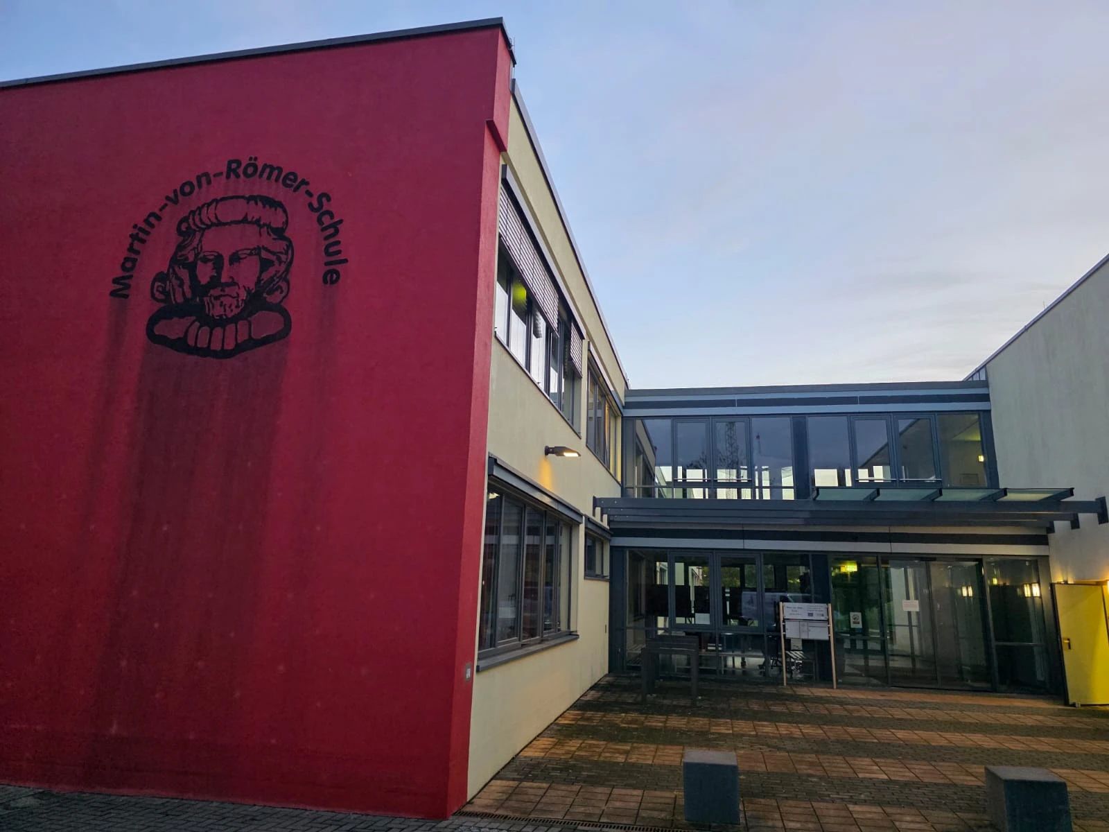 Martin von Römer Grundschule in Zwickau, Außenansicht